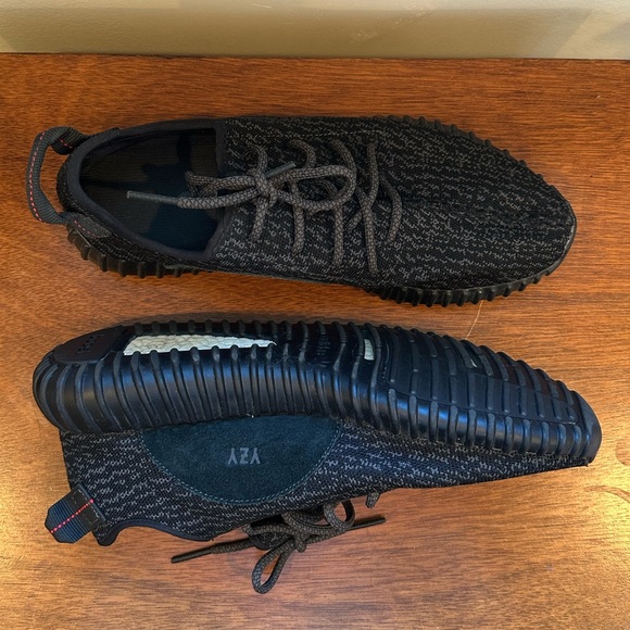 adidas Yeezy Boost 350 “Pirate Black” Men’s Size 11 Great Condition Rare Classic - Picture 8 of 12